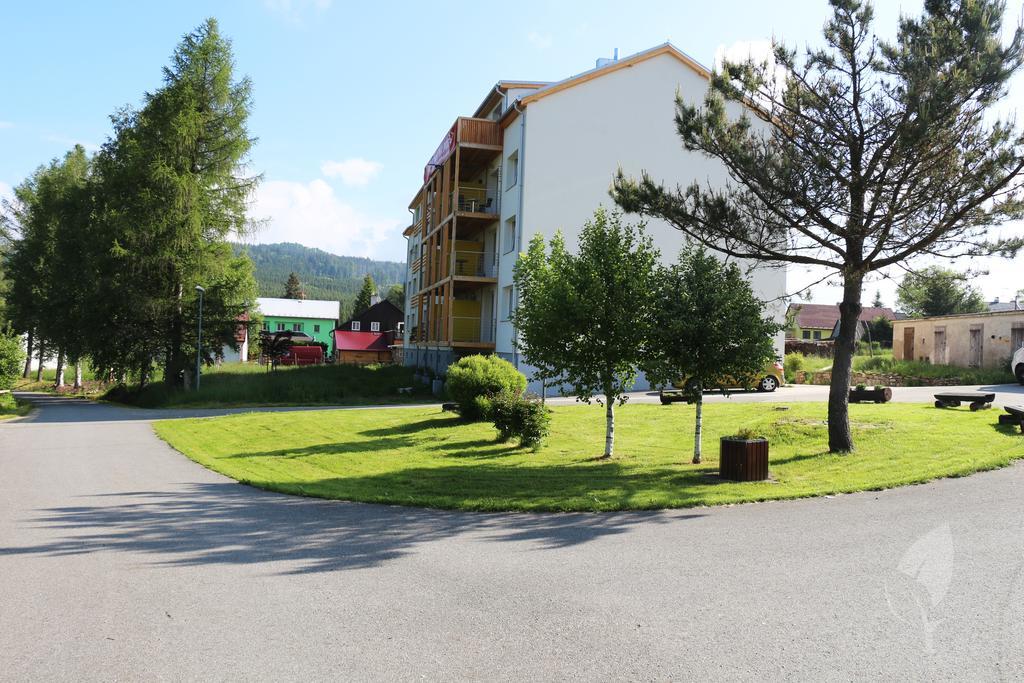 Apartmany Stozec - Nella Premium ภายนอก รูปภาพ