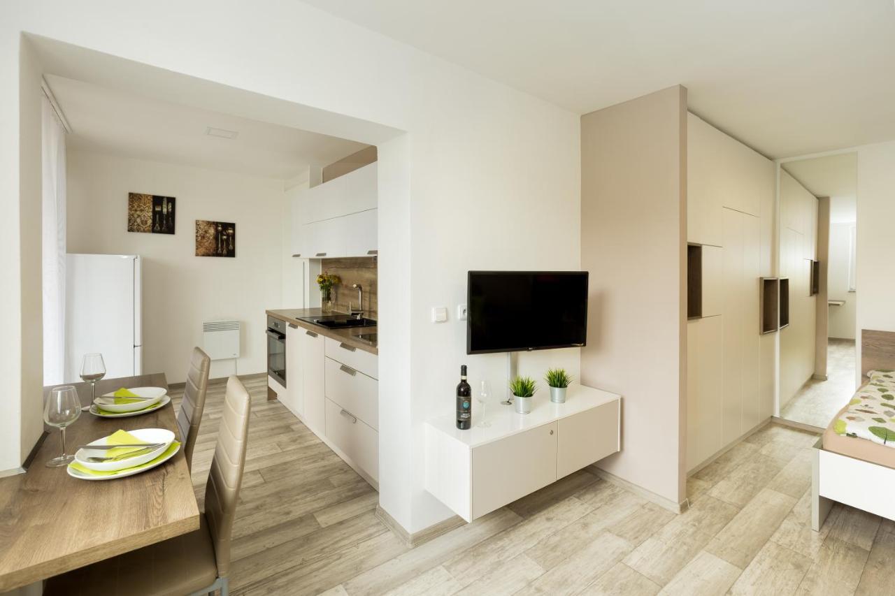 Apartmany Stozec - Nella Premium ภายนอก รูปภาพ